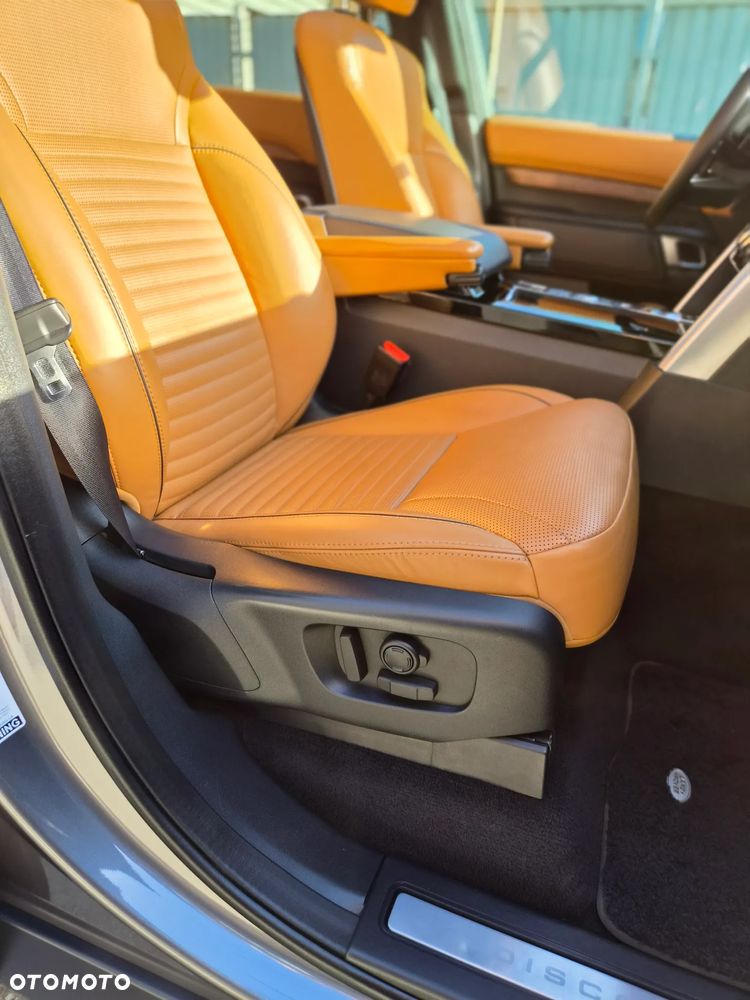 Land Rover Discovery 3.0 TD6 HSE Luxury - 12