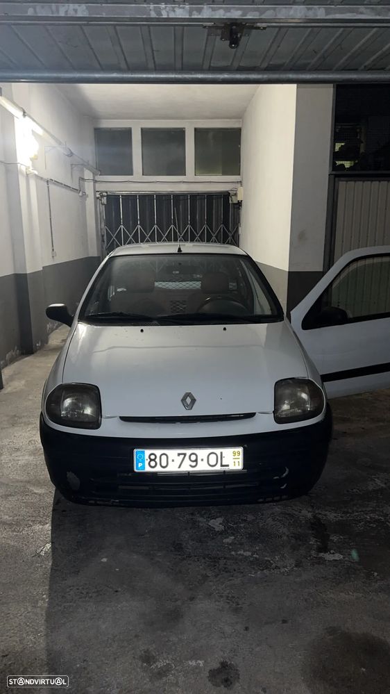 Renault Clio 1.9 D RN - 6