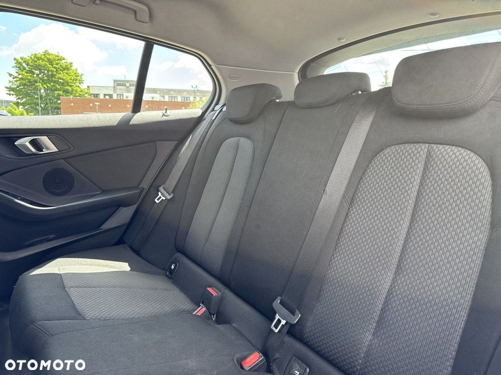 BMW Seria 1 118i Advantage - 18