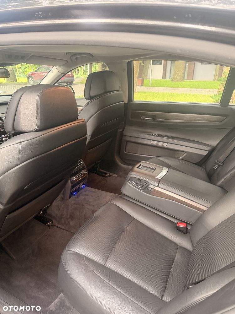 BMW Seria 7 - 5