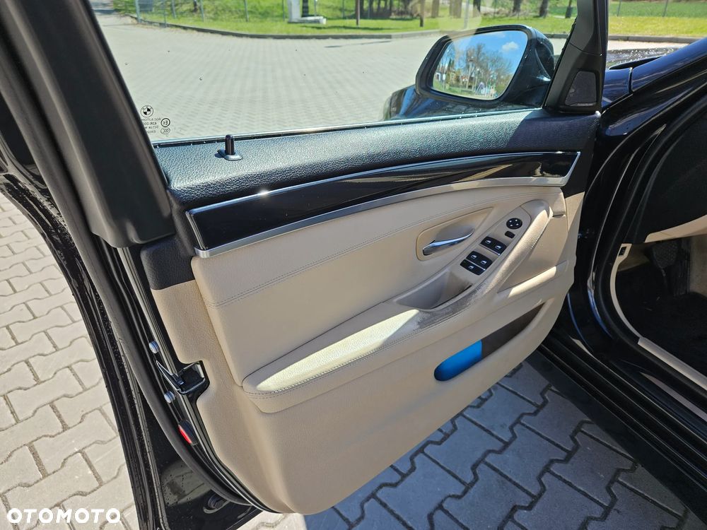 BMW Seria 5 520d - 9