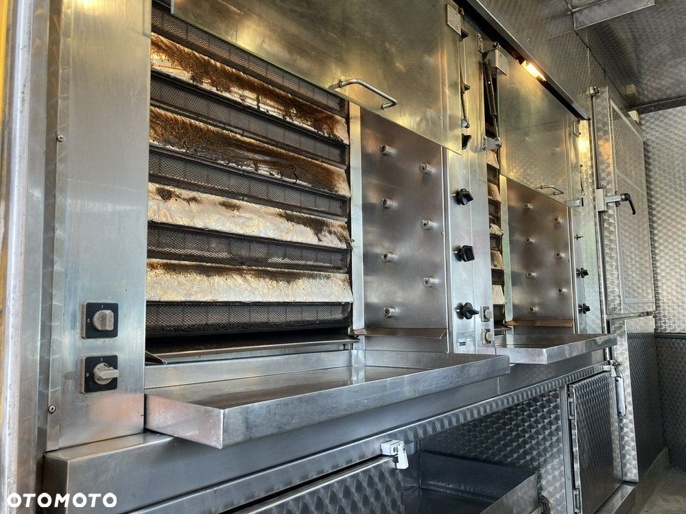 Mercedes-Benz Sprinter - 5