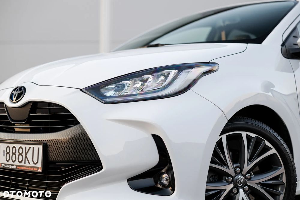 Toyota Yaris Hybrid 1.5 Executive - 4