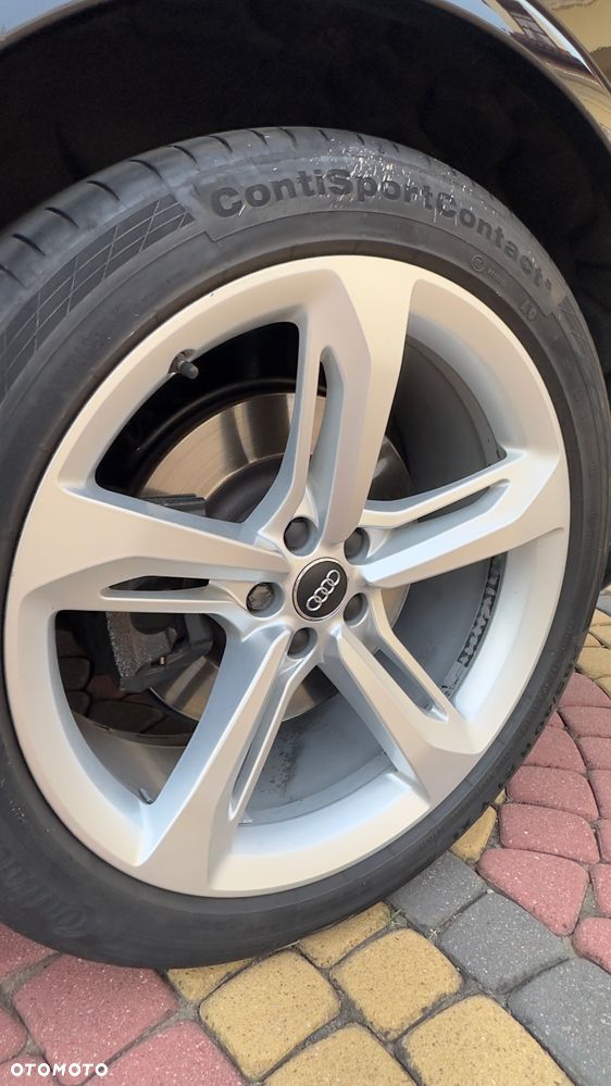 Audi SQ7 - 7