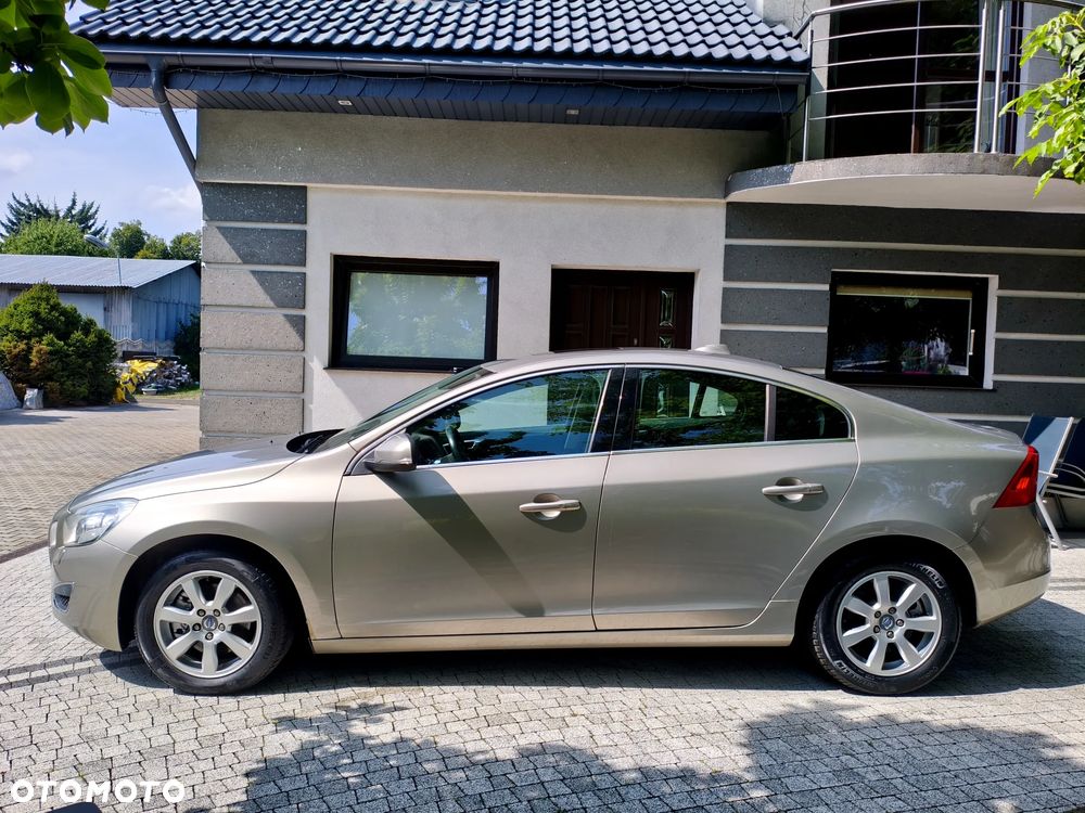 Volvo S60 DRIVe Summum - 3