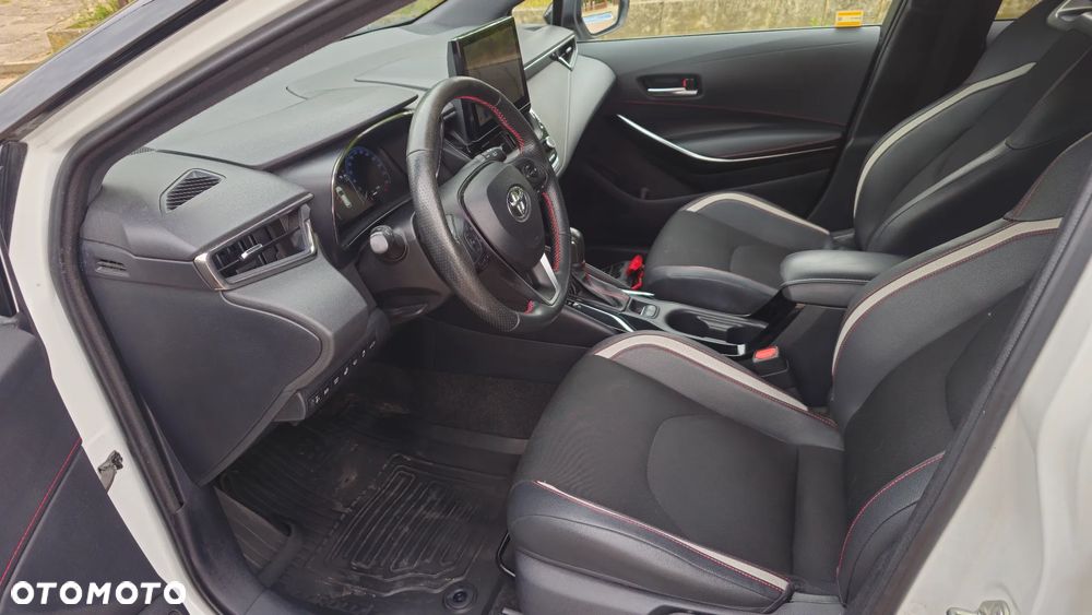 Toyota Corolla 1.8 Hybrid GR Sport - 6