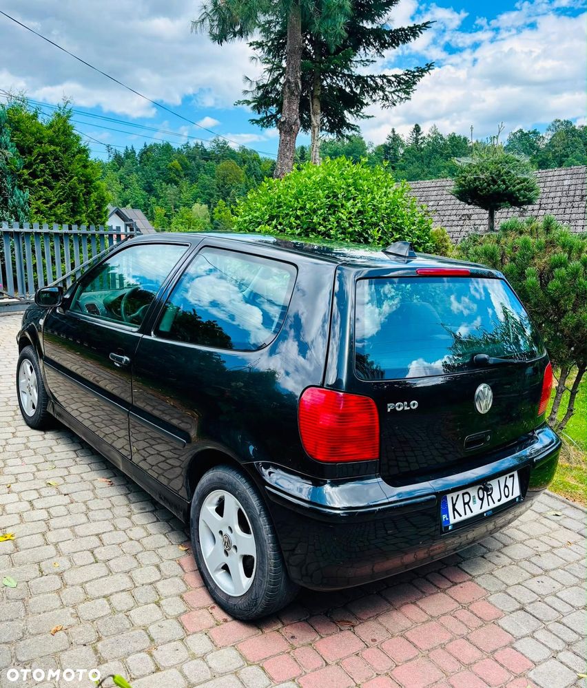 Volkswagen Polo - 4