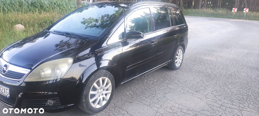 Opel Zafira - 2