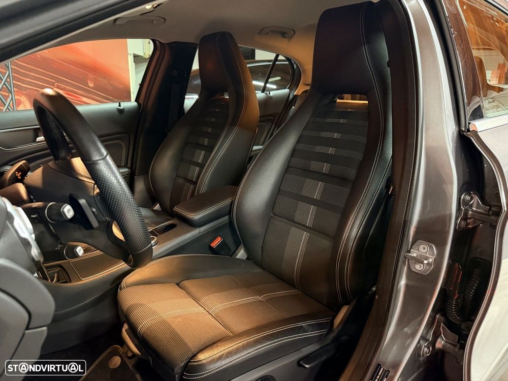Mercedes-Benz GLA 180 Urban Aut. - 8