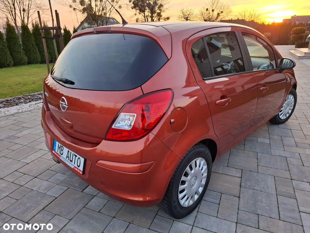 Opel Corsa 1.4 16V Satellite - 19