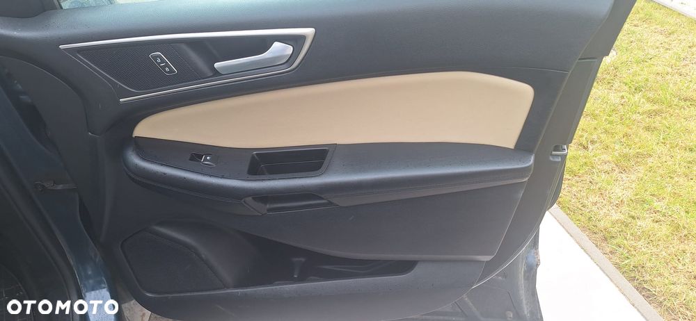 Ford Edge - 19