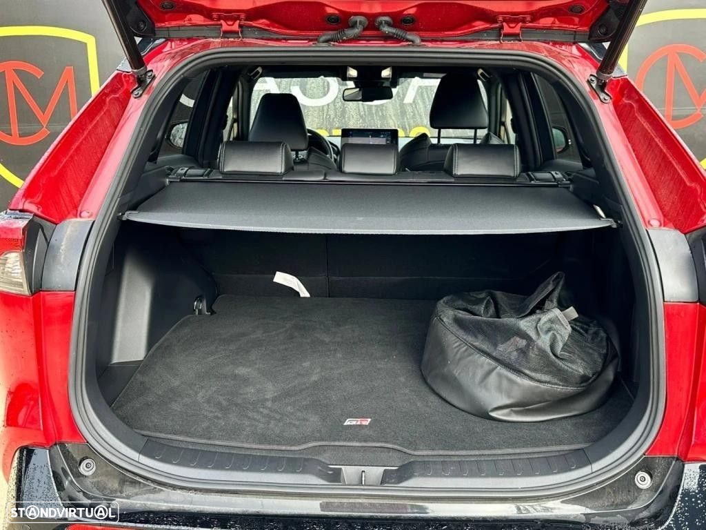 Toyota RAV4 Plug-in-Hybrid GR SPORT - 11
