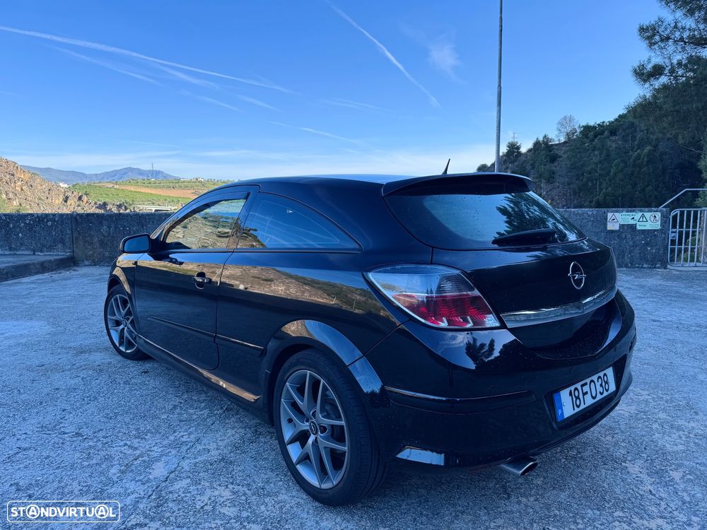 Opel Astra GTC 1.7 CDTI - 1