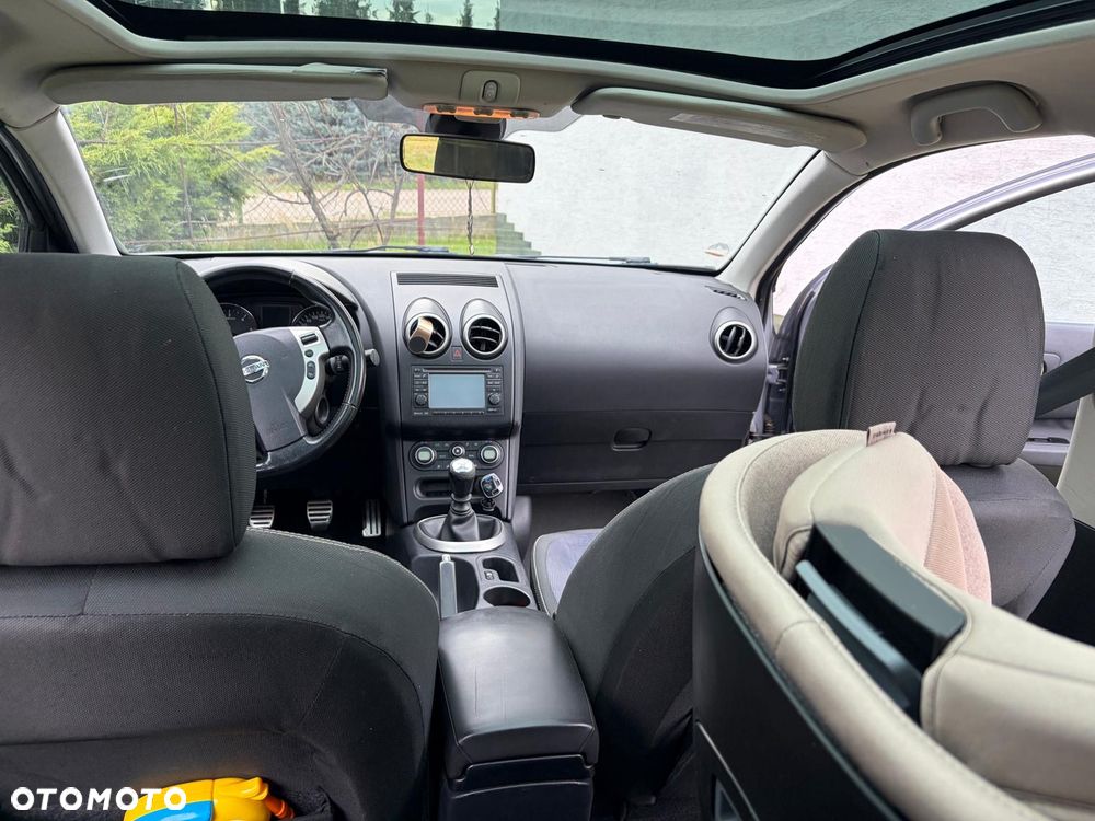 Nissan Qashqai+2 - 10