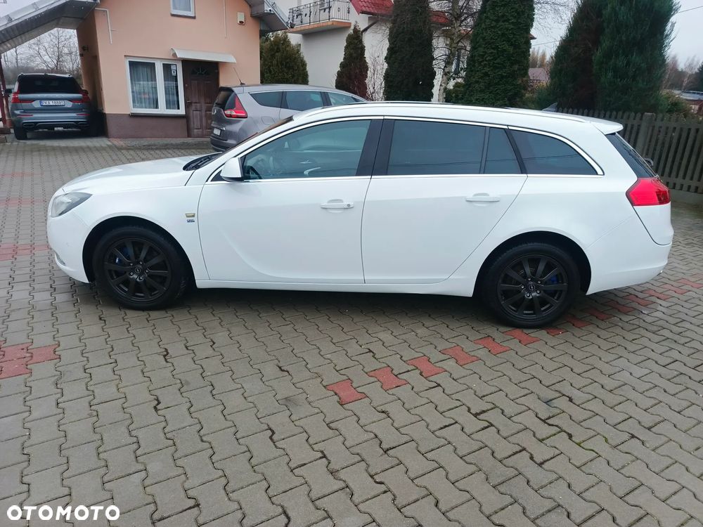 Opel Insignia 2.0 T SportsTourer 4x4 ecoFLEX Start/Stop Design Edition - 6