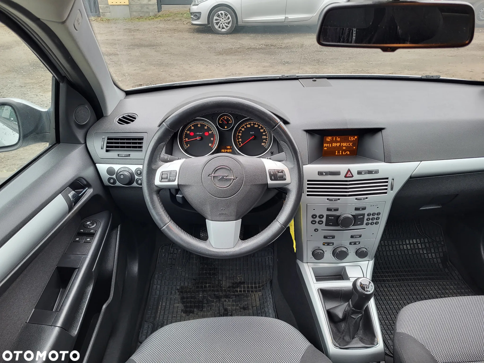 Opel Astra 1.8 Caravan Edition - 13