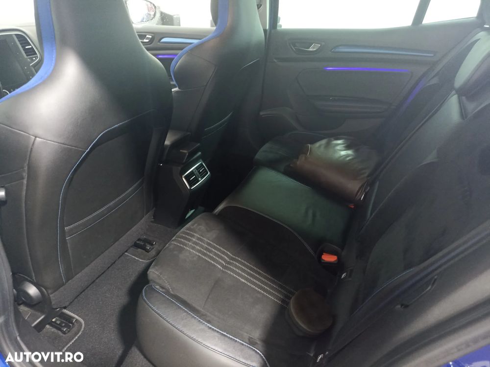 Renault Megane ENERGY TCe 205 EDC GT - 14