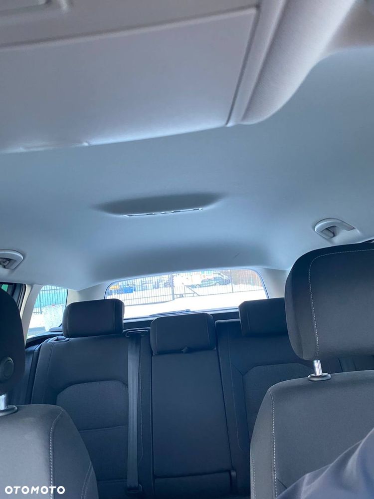 Volkswagen Passat 2.0 TDI SCR Comfortline - 13