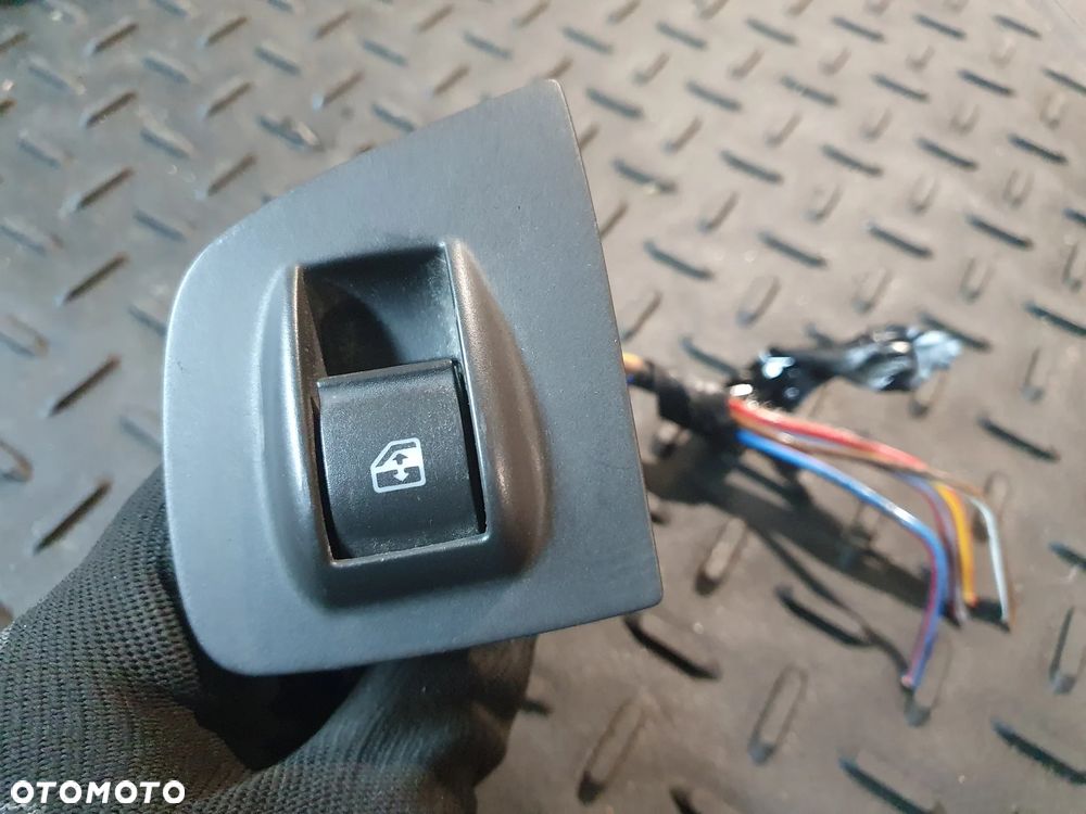 PRZEŁĄCZNIK PRAWY PRZÓD FIAT DOBLO I LIFT  07R 735402417 EUROPA - 1