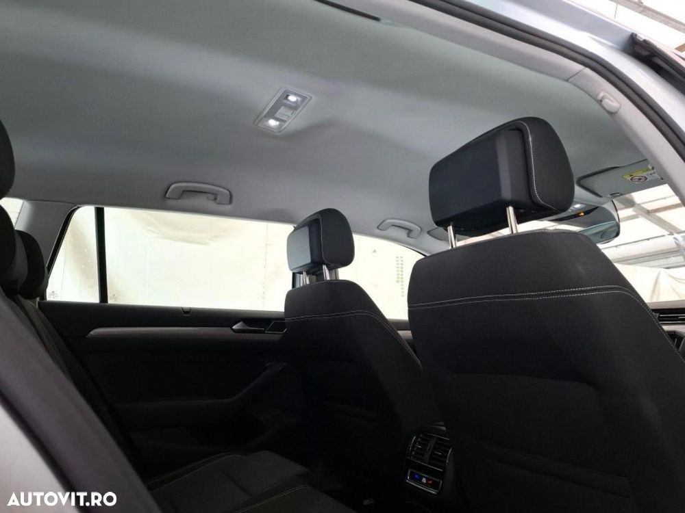 Volkswagen Passat - 8