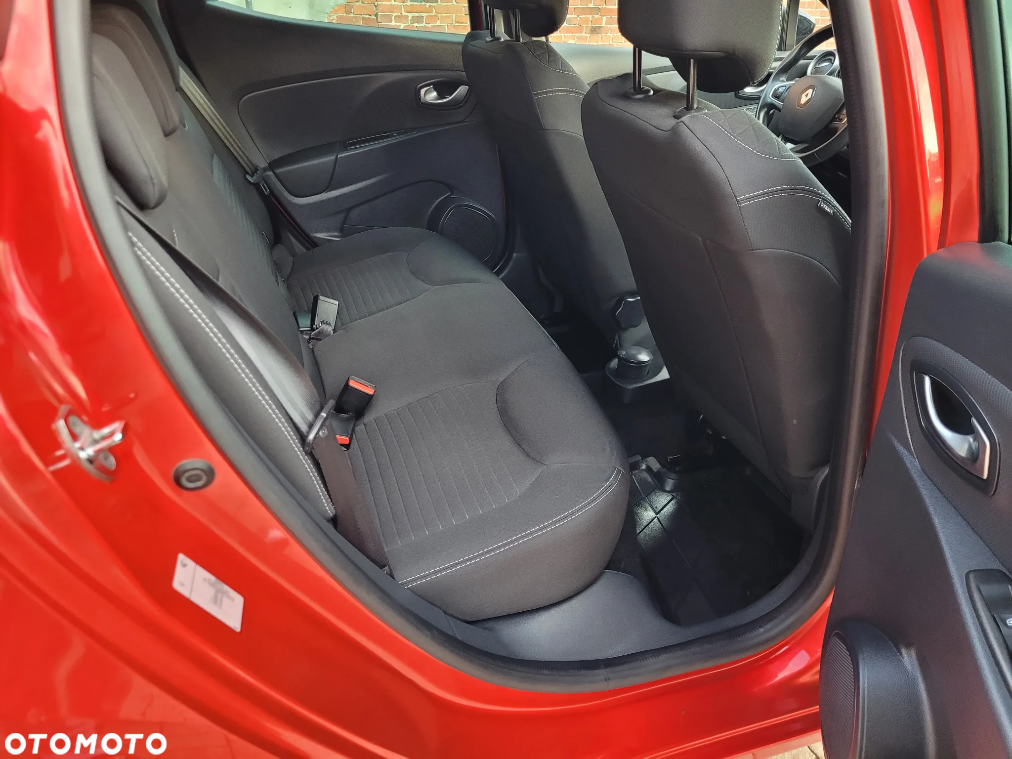 Renault Clio 0.9 Energy TCe Limited - 15