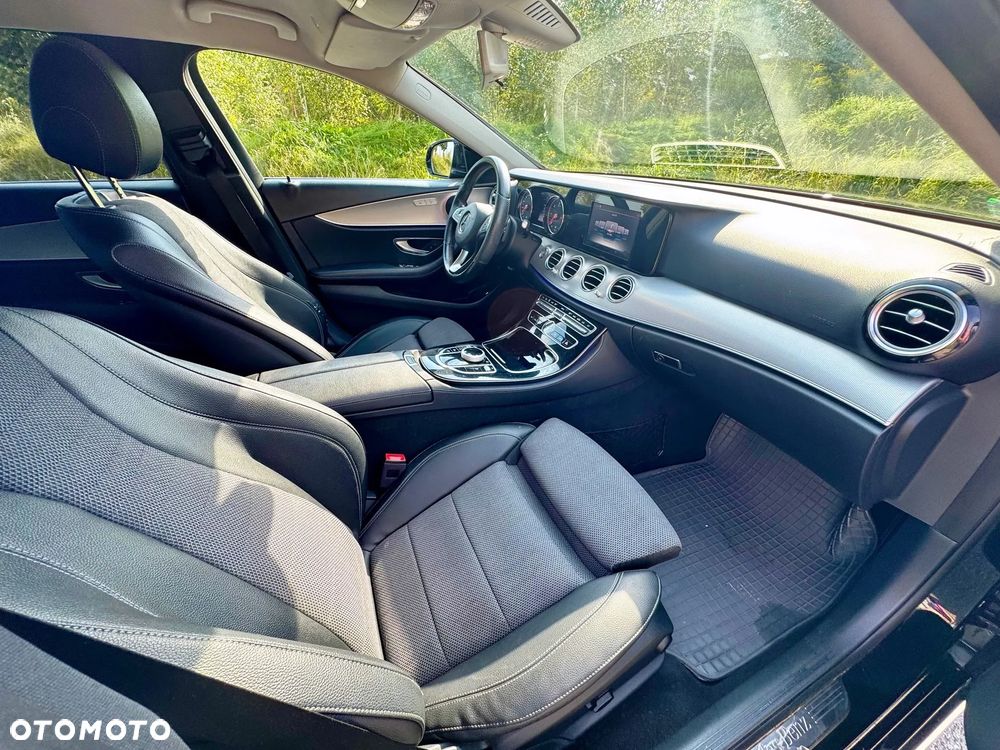 Mercedes-Benz Klasa E 200 d 9G-TRONIC - 14