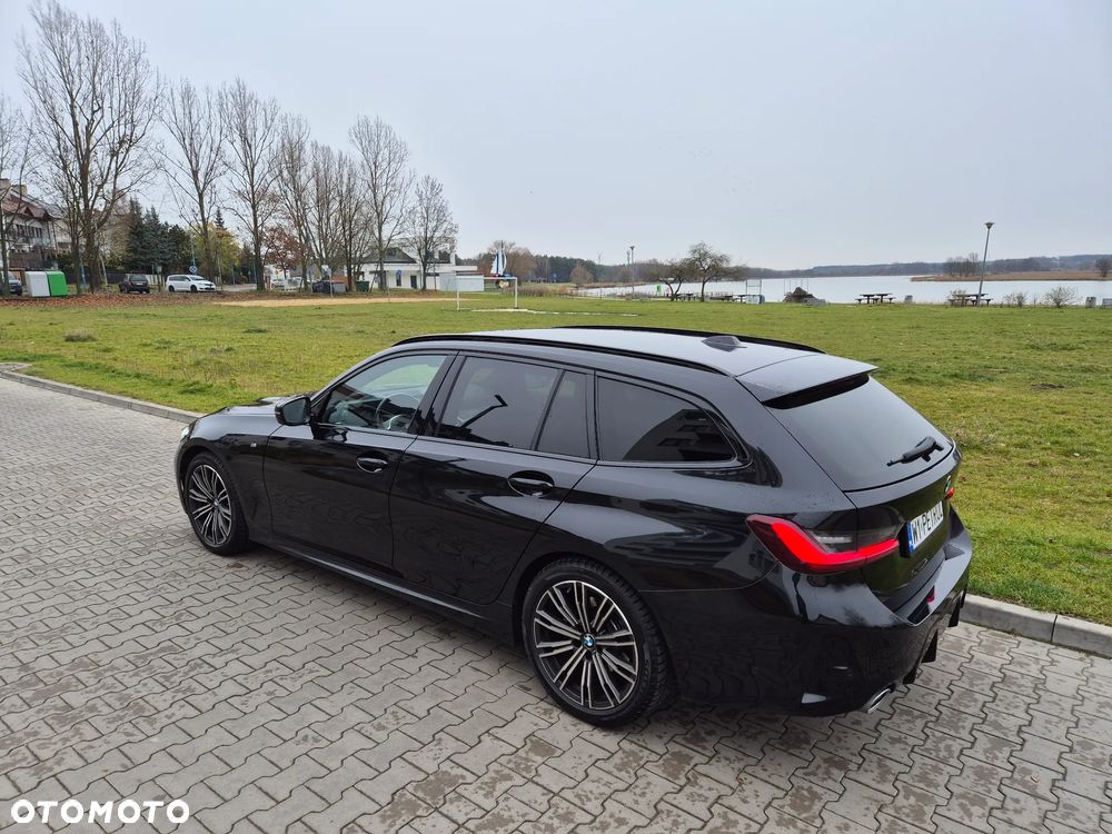 BMW Seria 3 320d xDrive M Sport Sport - 9