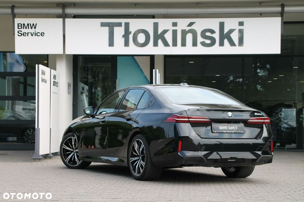 BMW Seria 5 520d mHEV M Sport - 3