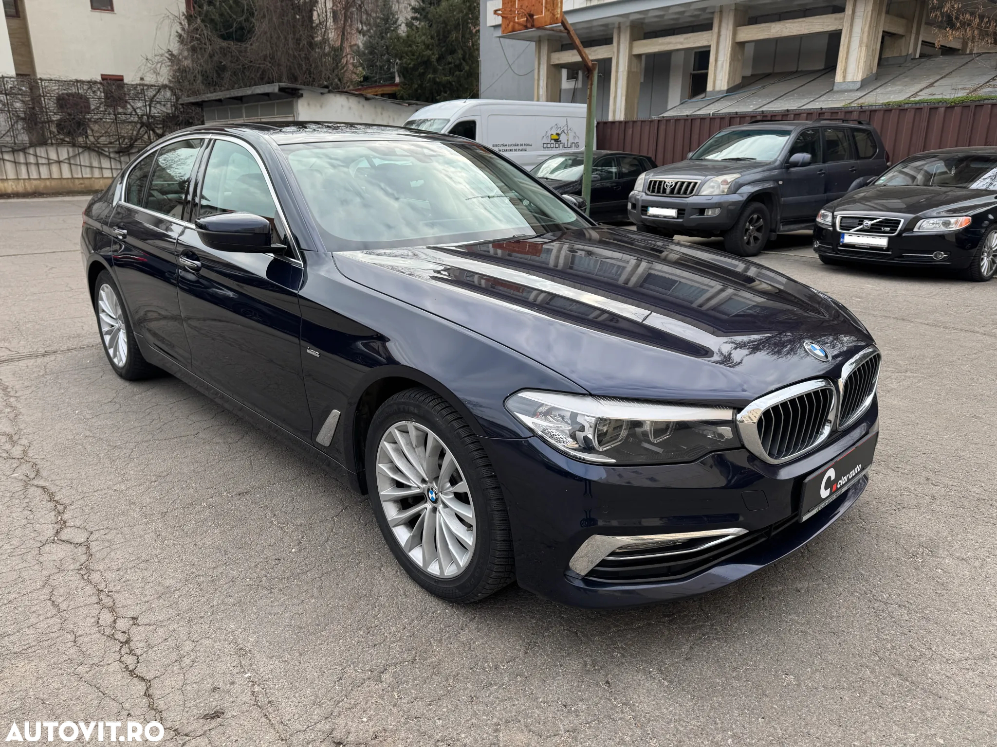 BMW Seria 5 530d xDrive AT - 8
