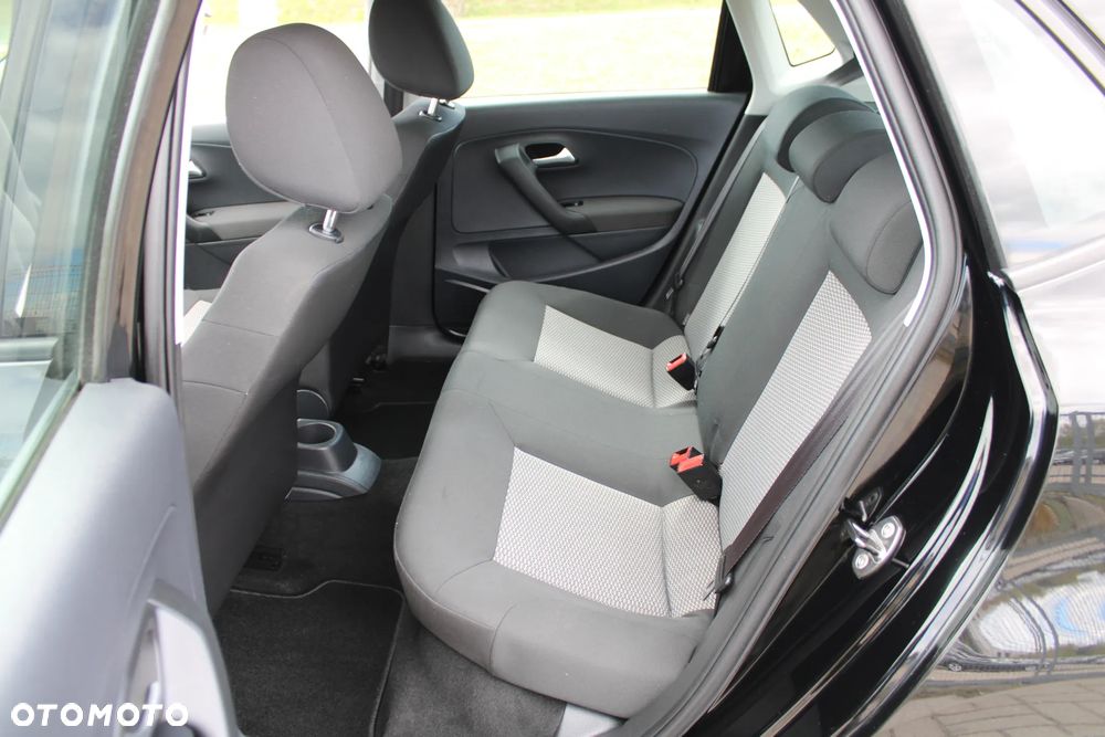 Volkswagen Polo - 23