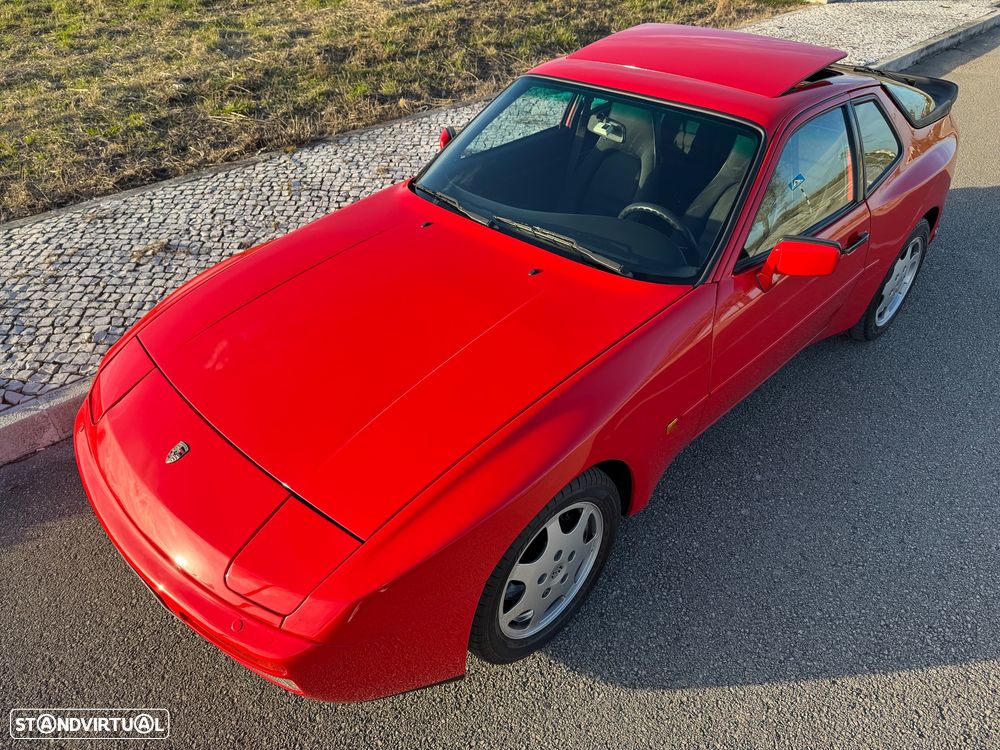 Porsche 944 Turbo S - 13