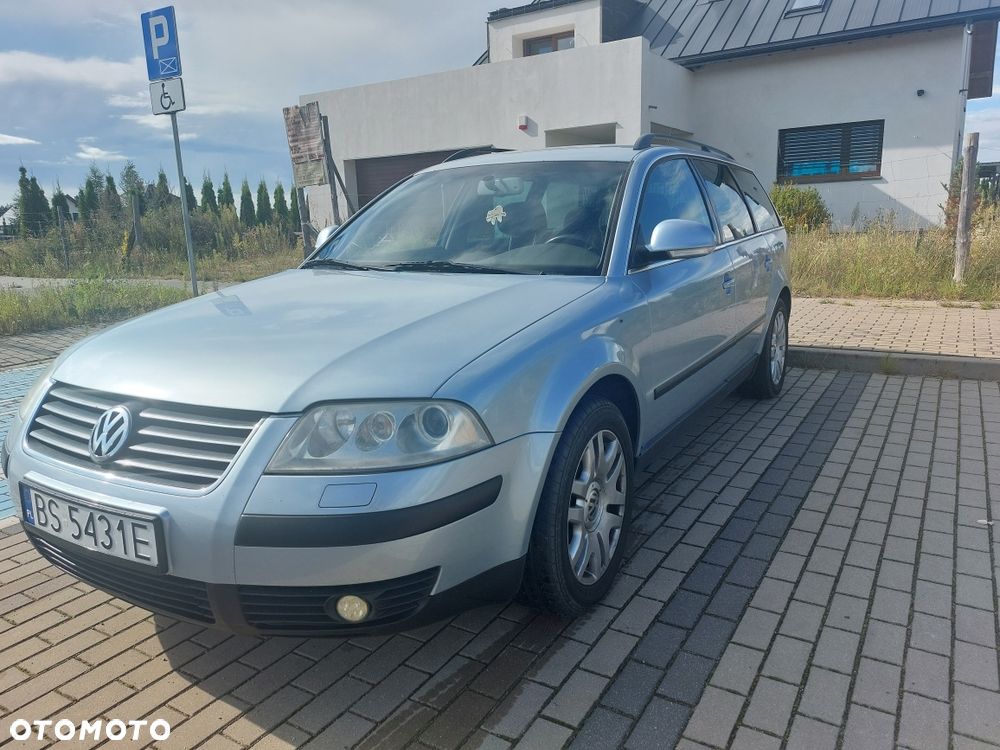 Volkswagen Passat - 4
