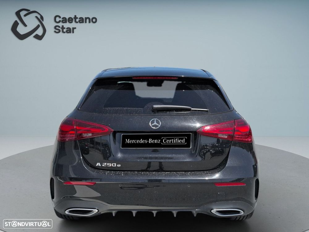 Mercedes-Benz A 250 e - 7