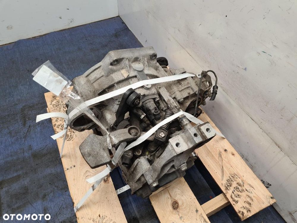 VOLKSWAGEN GOLF VI 2.0TDI SKRZYNIA BIEGÓW MANUALNA CBDC - 5