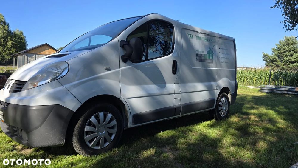 Renault Trafic - 2