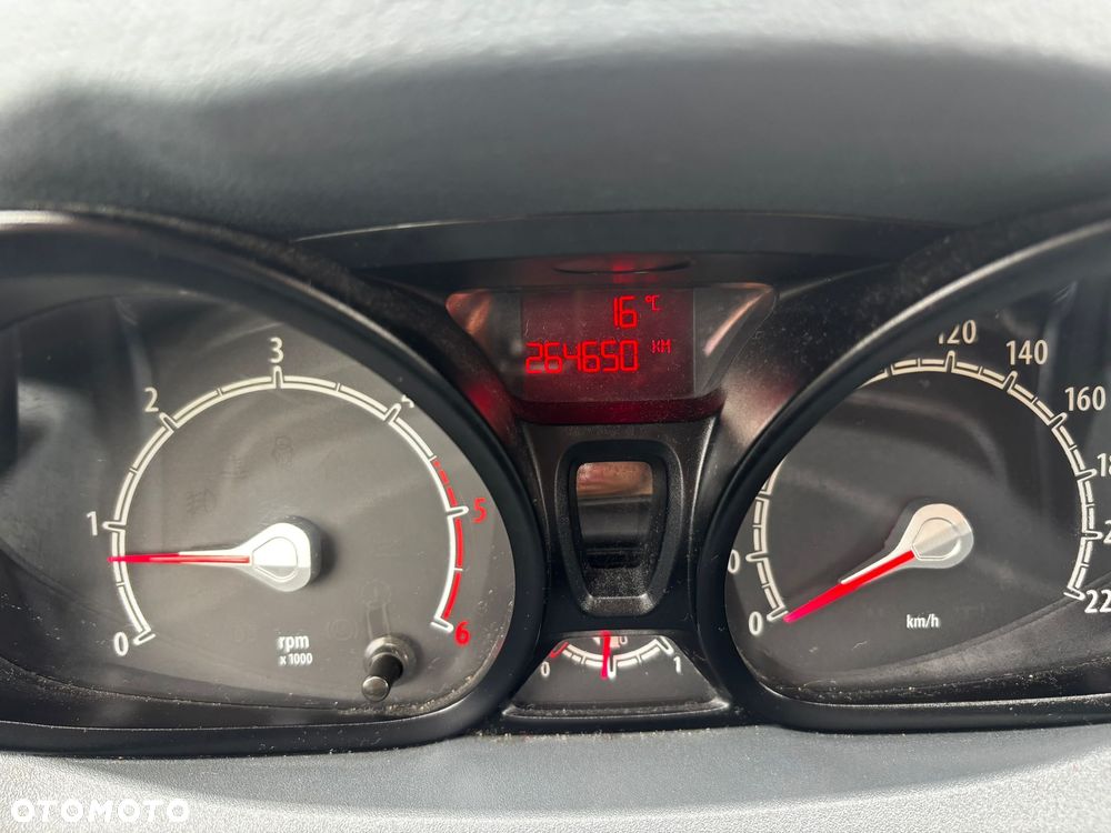 Ford Fiesta 1.4 TDCI - 7