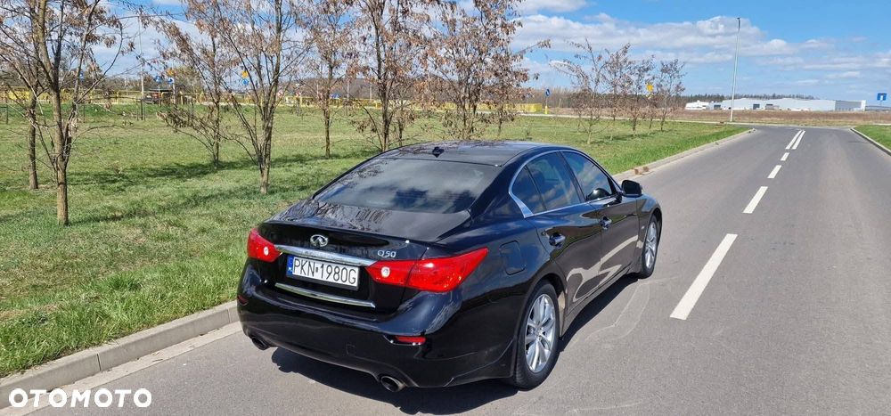 Infiniti Q50 - 2