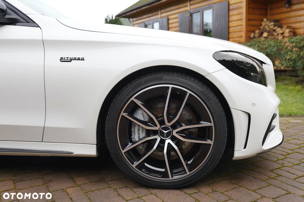 Mercedes-Benz Klasa C AMG 43 4Matic 9G-TRONIC - 25