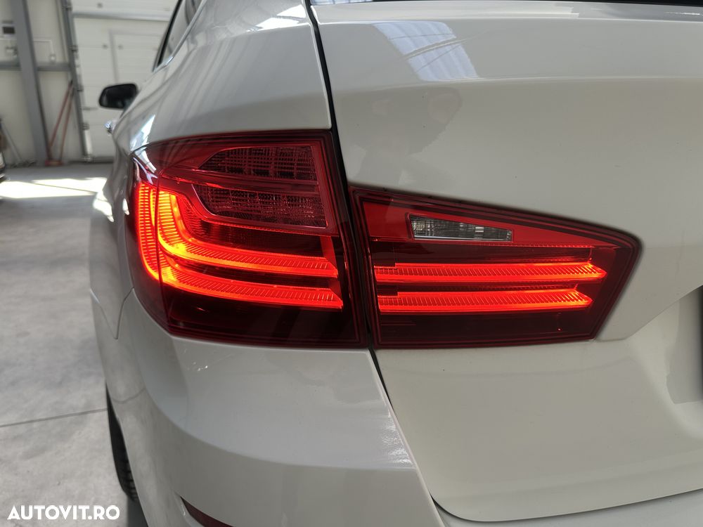 BMW Seria 5 520d xDrive AT - 25