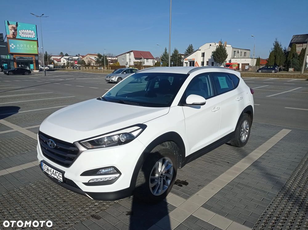 Hyundai Tucson blue 1.6 GDi 2WD Navi
