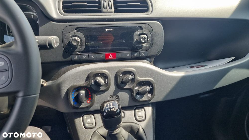 Fiat Panda 1.0 Hybrid Launch Edition - 7