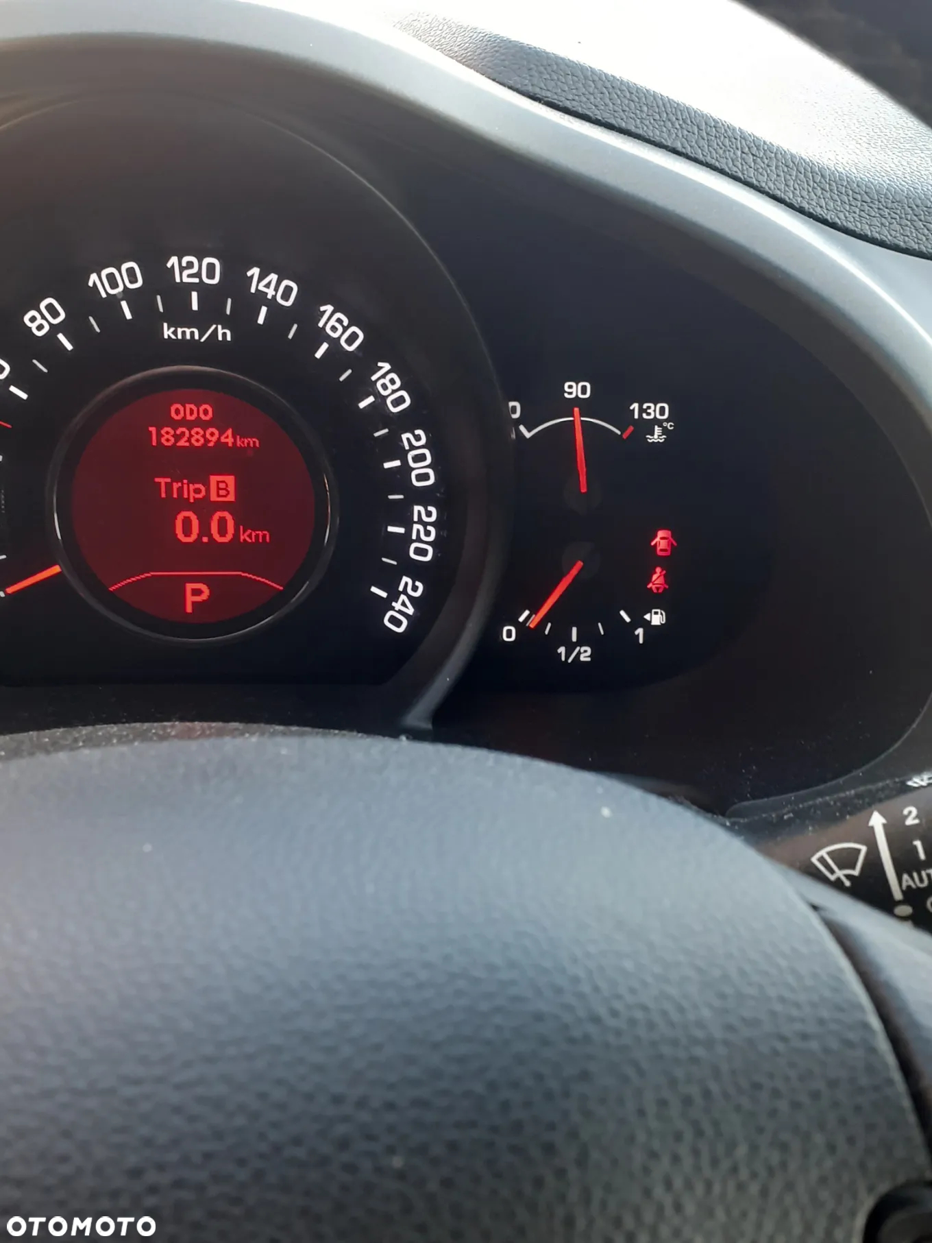 Kia Sportage 2.0 CRDI XL - 9