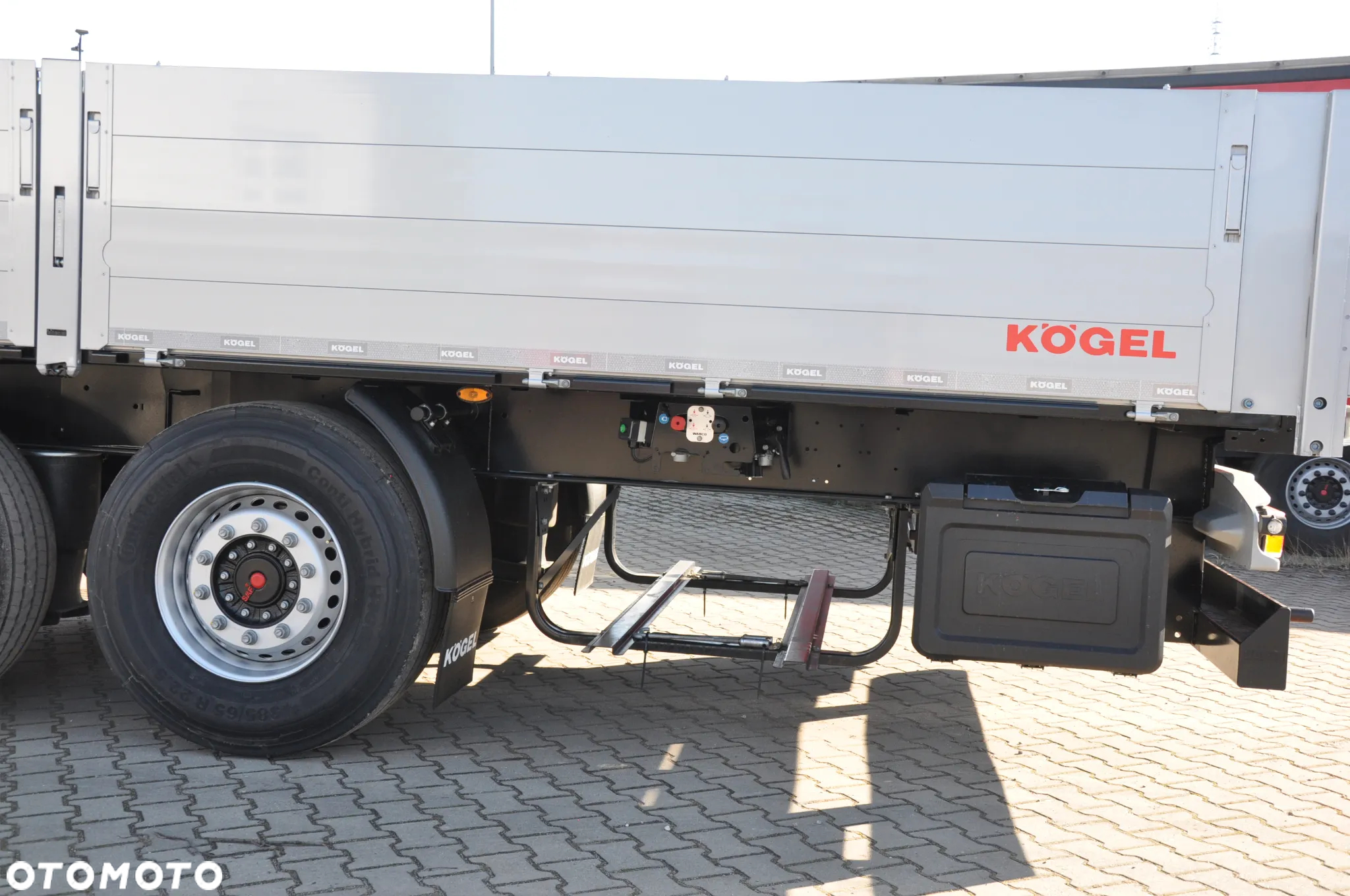 Kögel BURTOWA PODNOSZONA OŚ SAF - 22