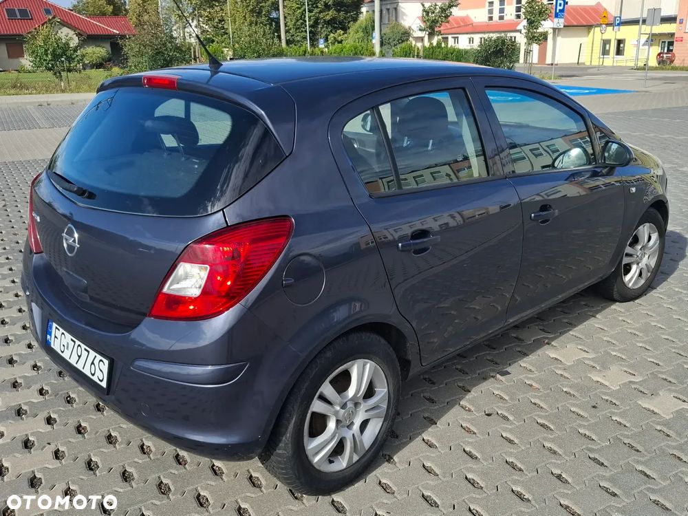 Opel Corsa 1.2 16V Enjoy - 4