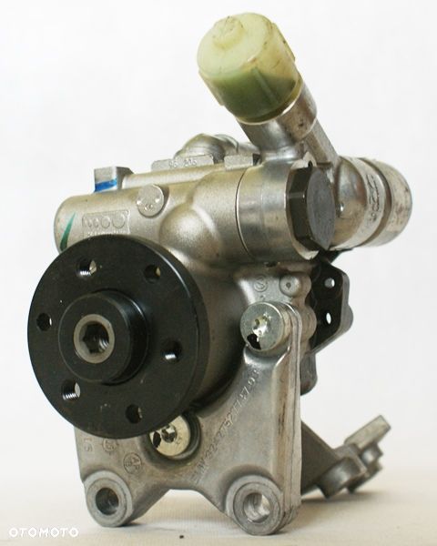 POMPA WSPOMAGANIA BMW E90 E81 330i 130i 7696974123 - 1
