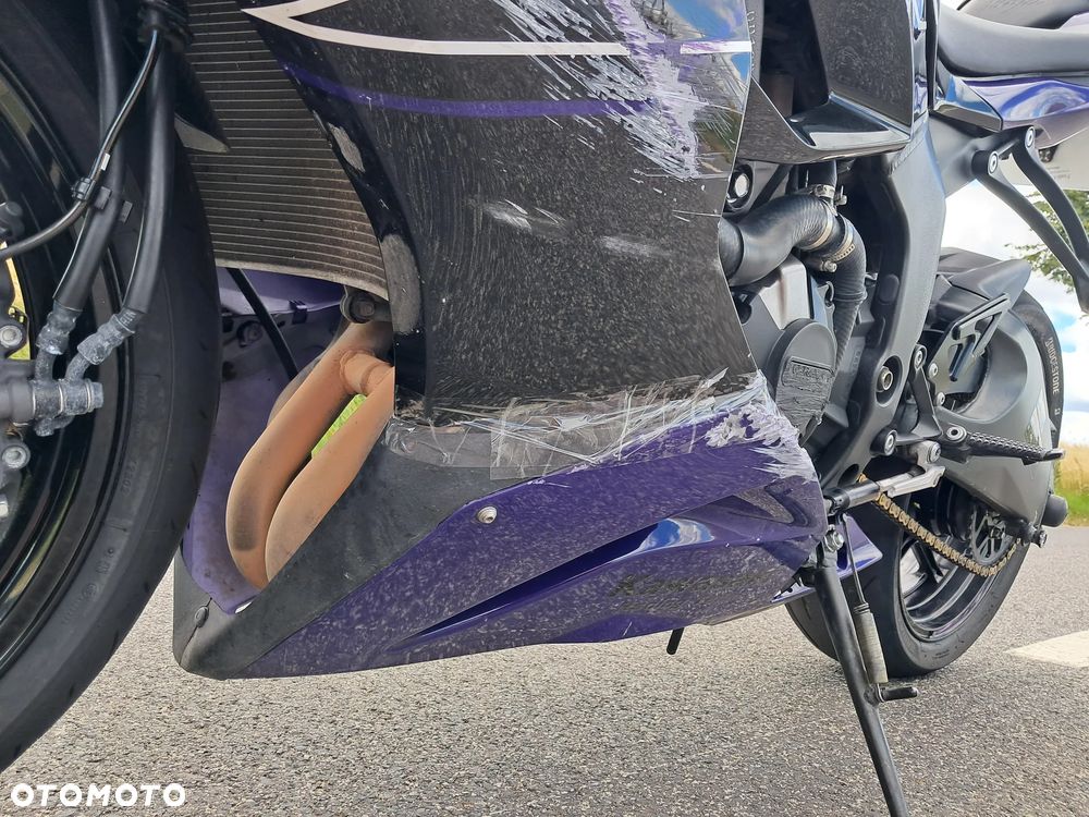 Kawasaki ZXR - 16