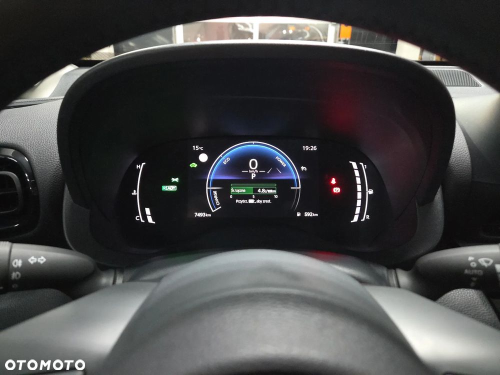 Toyota Yaris Cross Hybrid 1.5 Comfort - 18