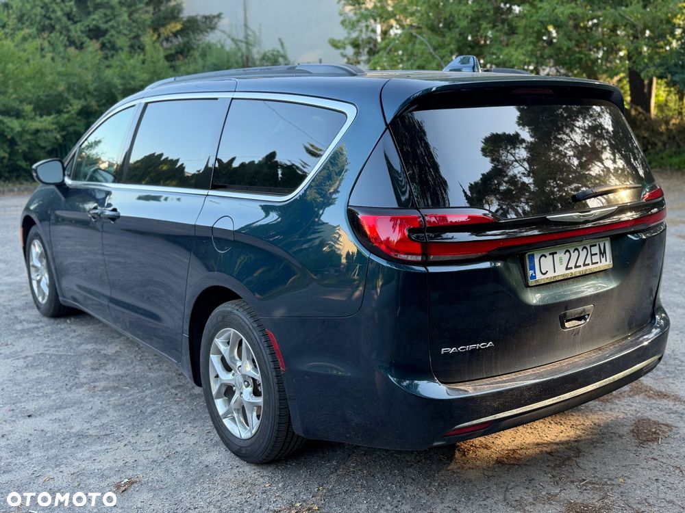 Chrysler Pacifica - 6