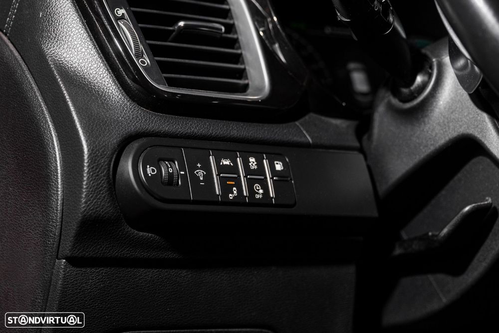 Kia XCeed 1.6 GDi PHEV Drive - 16
