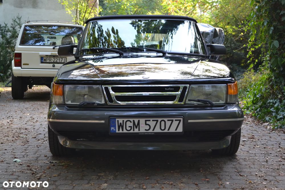Saab 900 - 15